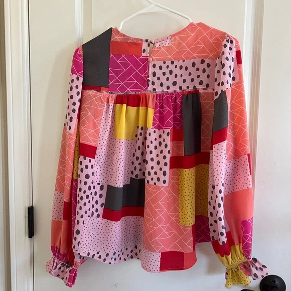 Fun Block Blouse - Picture 2 of 4